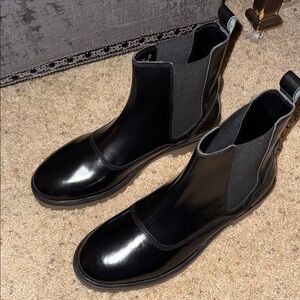 Mens size 12 black leather Chelsea boots